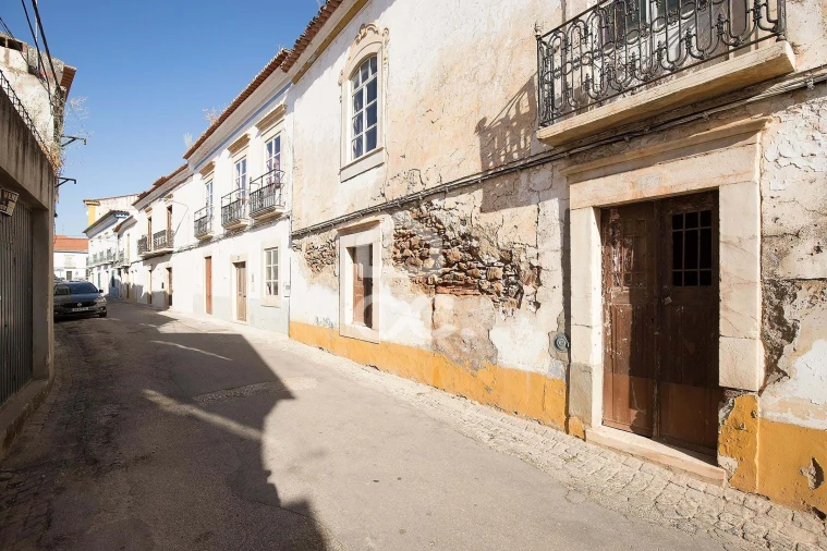 Moradia T1 para Venda em Borba (São Bartolomeu)