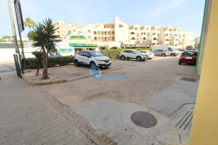 Apartamento T1 para Venda em Albufeira e Olhos de Água Foto 17