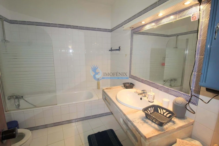 Apartamento T1 para Venda em Albufeira e Olhos de Água Foto 13