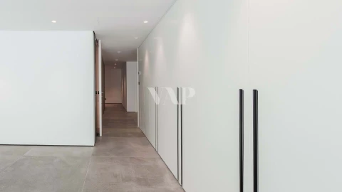 Moradia T5 para Venda em Quarteira