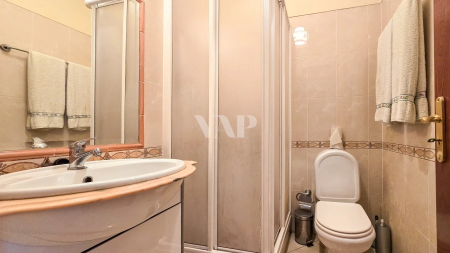Apartamento T2 para Venda em Quarteira Foto 16