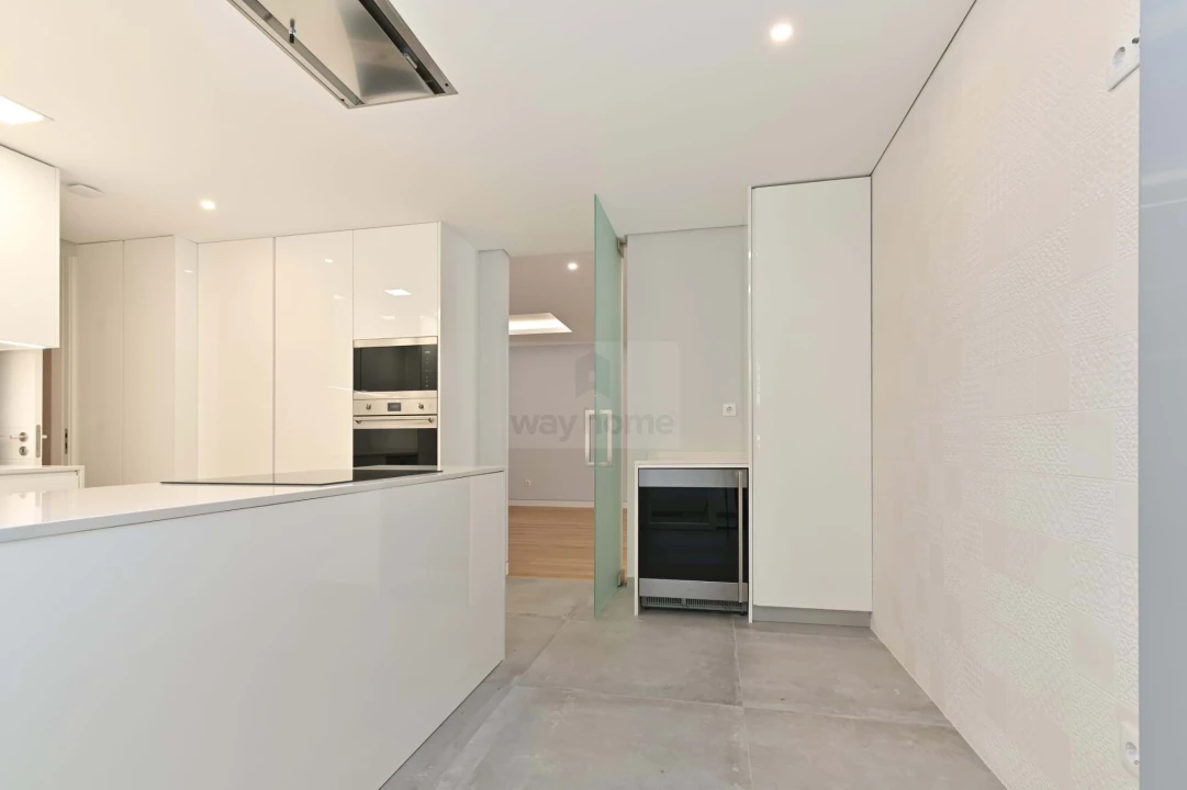 Apartamento T3 para Venda em Carcavelos e Parede Foto 19