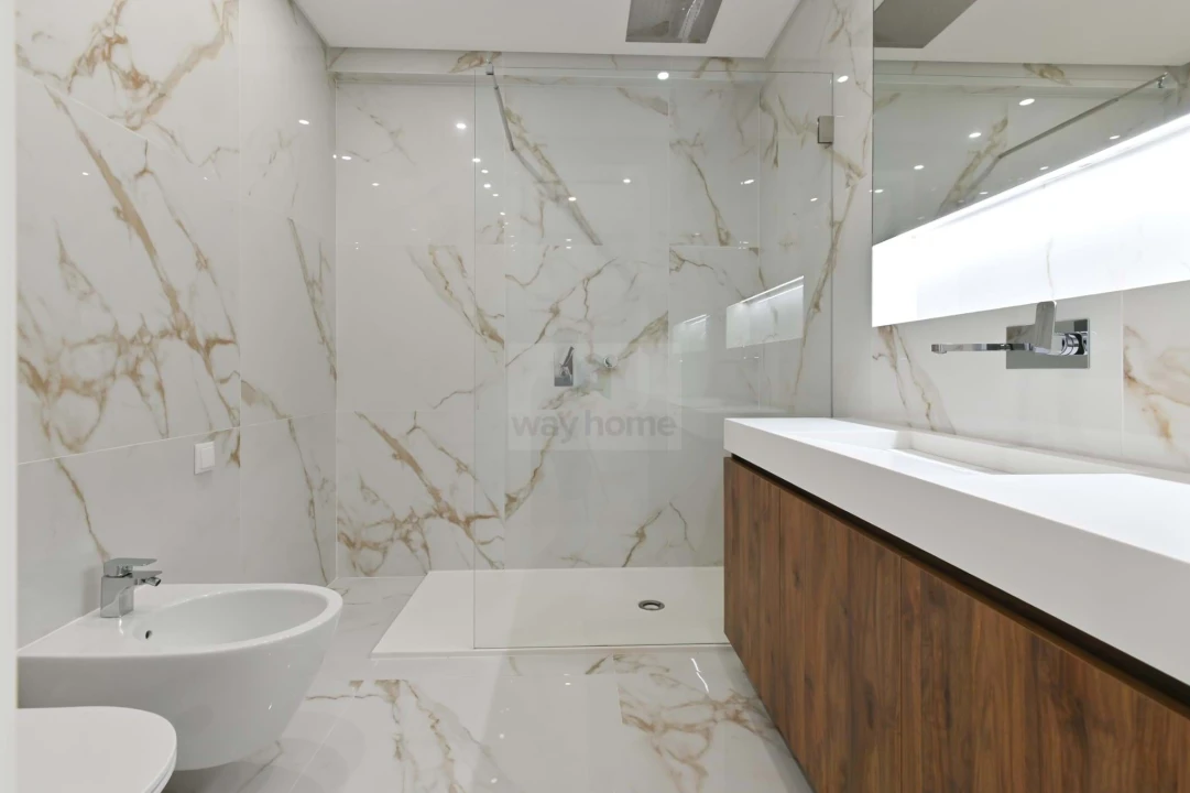 Apartamento T3 para Venda em Carcavelos e Parede Foto 29