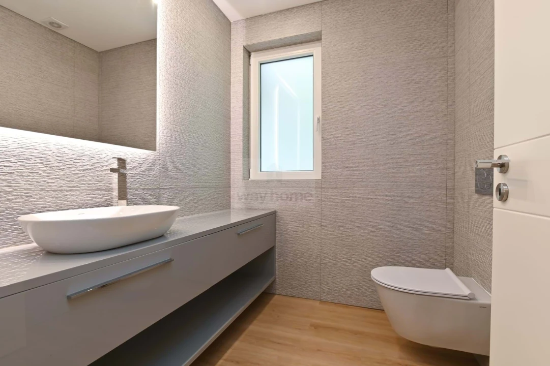 Apartamento T3 para Venda em Carcavelos e Parede Foto 14