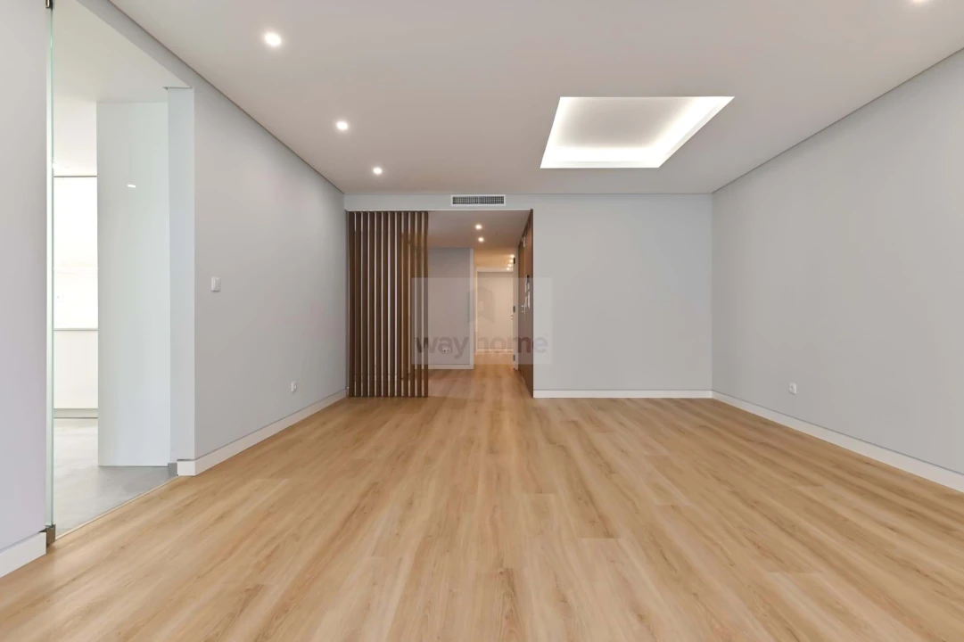 Apartamento T3 para Venda em Carcavelos e Parede Foto 11