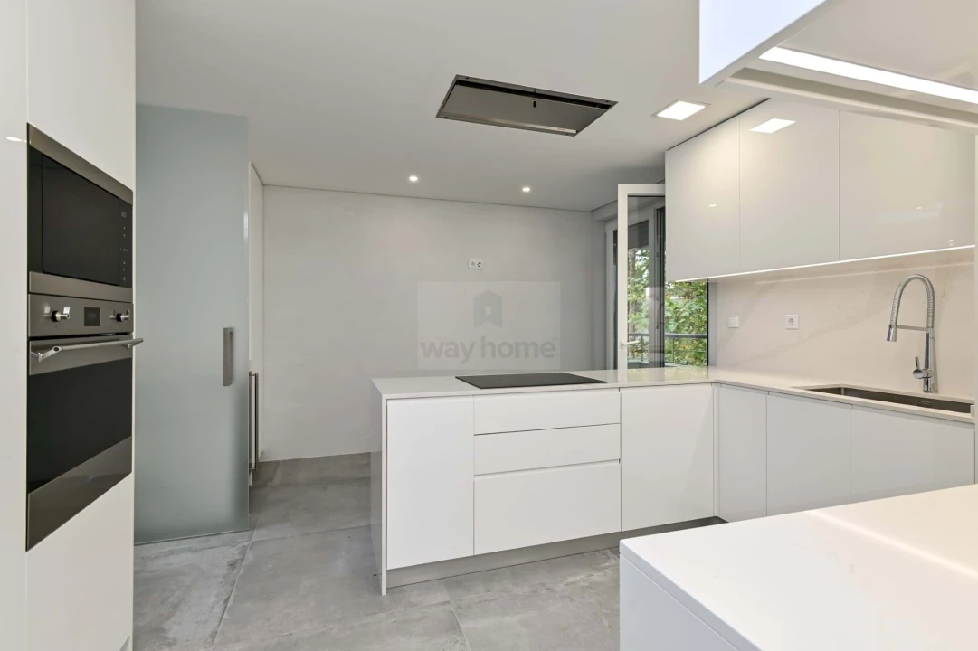 Apartamento T3 para Venda em Carcavelos e Parede Foto 20