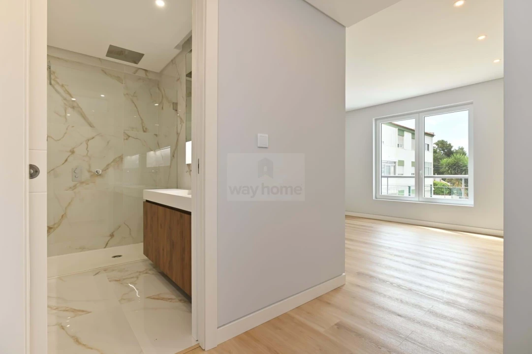 Apartamento T3 para Venda em Carcavelos e Parede Foto 25