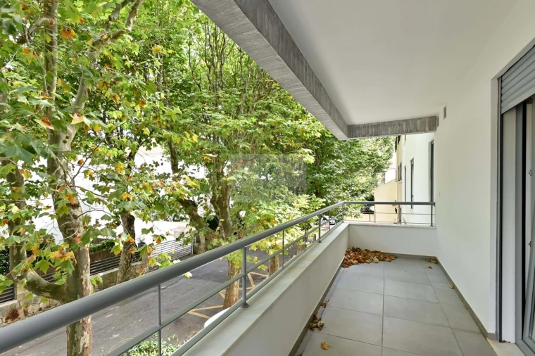 Apartamento T3 para Venda em Carcavelos e Parede Foto 6