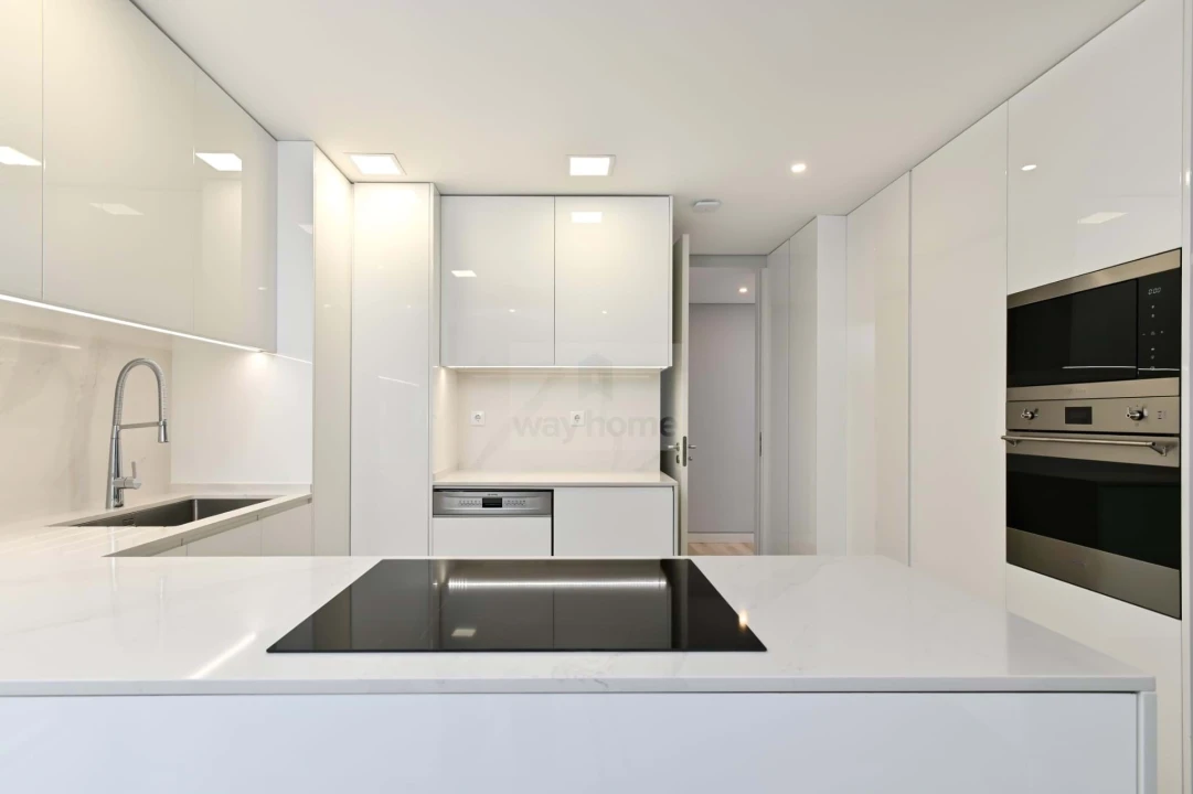 Apartamento T3 para Venda em Carcavelos e Parede Foto 22