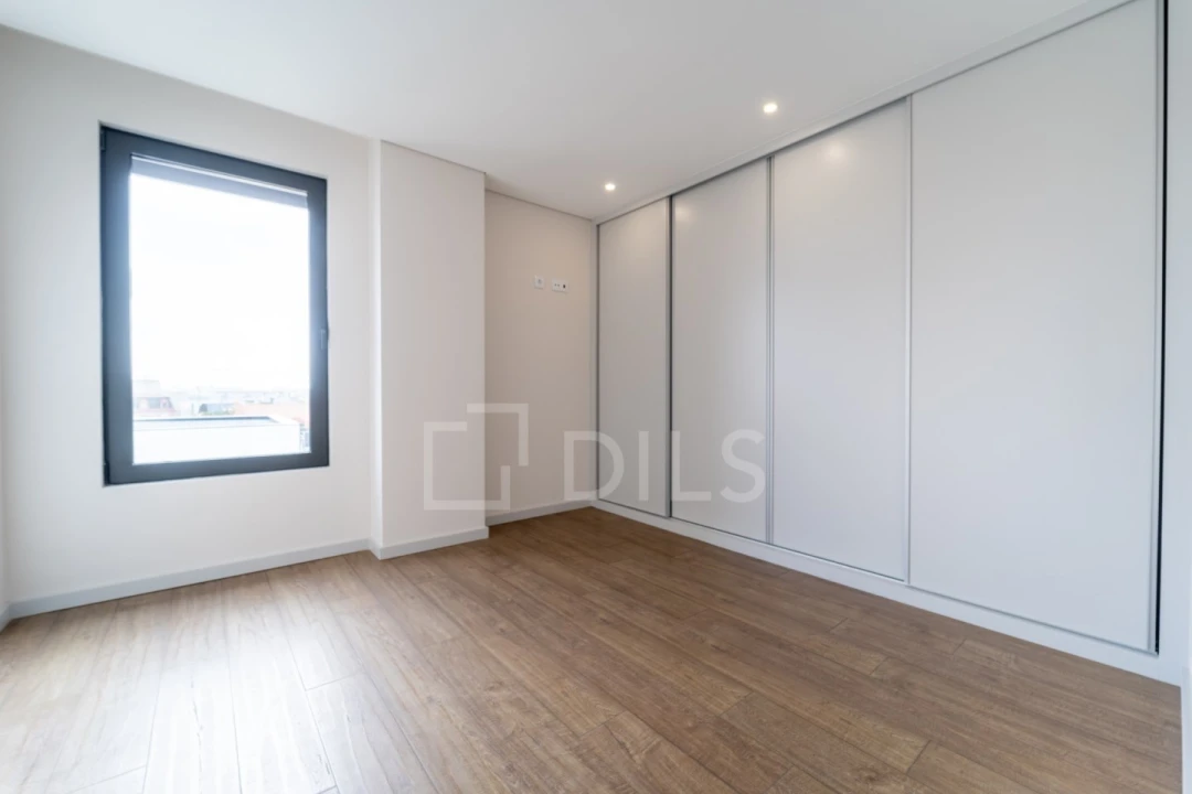 Apartamento T3 para Venda em Cedofeita, Santo Ildefonso, Sé, Miragaia, São Nicolau e Vitória Foto 28