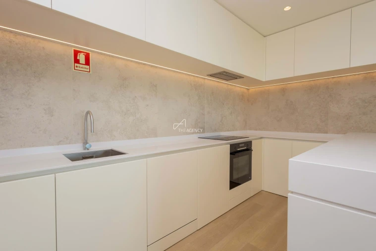 Apartamento T2 para Venda em Lagos (São Sebastião e Santa Maria) Foto 8