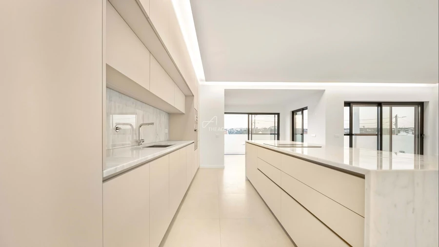 Moradia T3 para Venda em Santa Maria do Castelo e Santiago e Santa Susana Foto 9