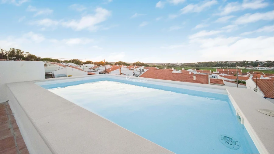 Moradia T3 para Venda em Santa Maria do Castelo e Santiago e Santa Susana Foto 2