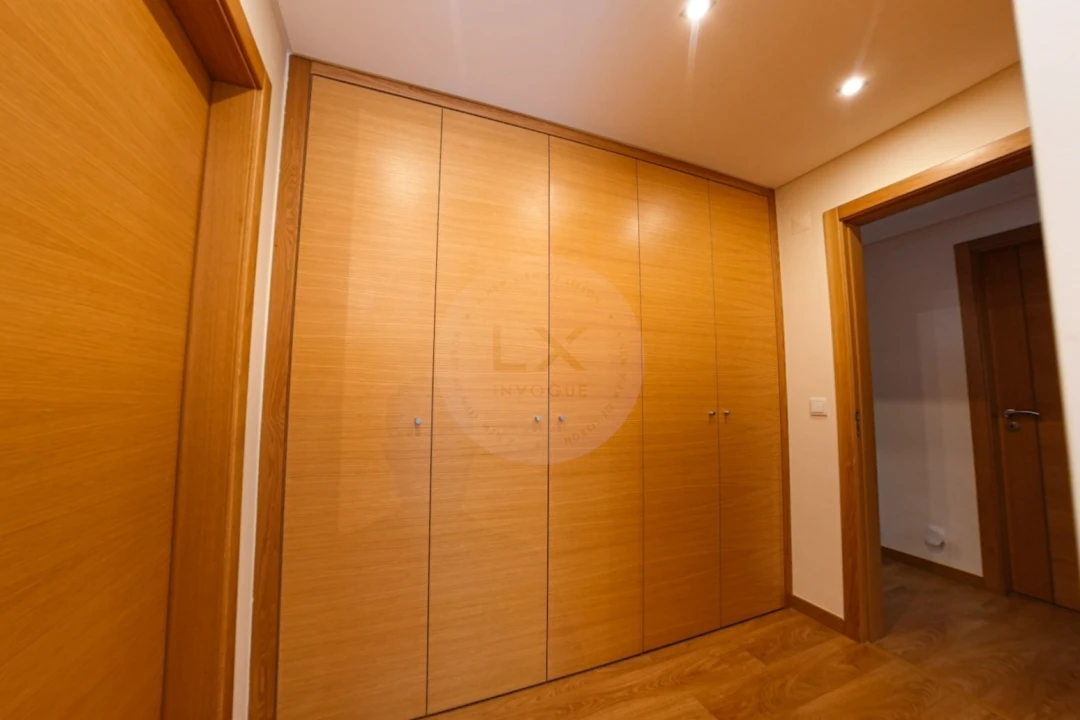 Apartamento T2 para Venda em Cascais e Estoril Foto 31