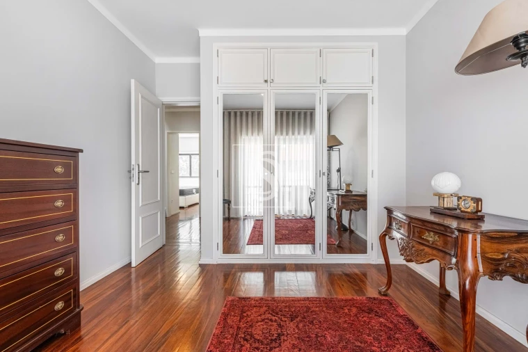 Moradia T4 para Venda em Creixomil Foto 24