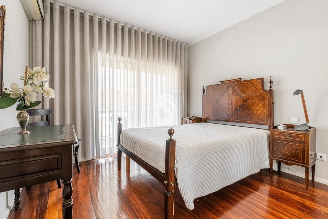 Moradia T4 para Venda em Creixomil Foto 21