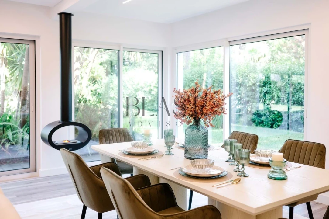 Moradia T4 para Venda em Charneca de Caparica e Sobreda Foto 10