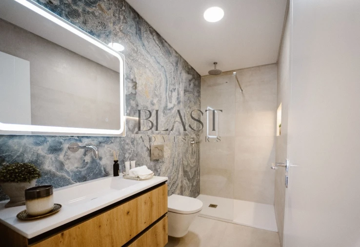 Moradia T4 para Venda em Charneca de Caparica e Sobreda Foto 18