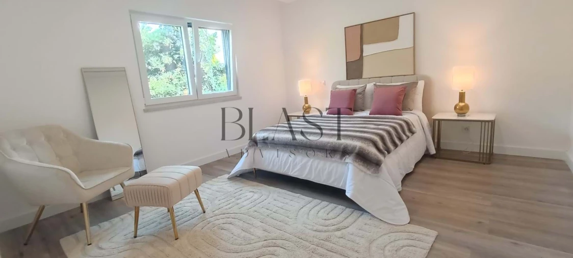 Moradia T4 para Venda em Charneca de Caparica e Sobreda Foto 23