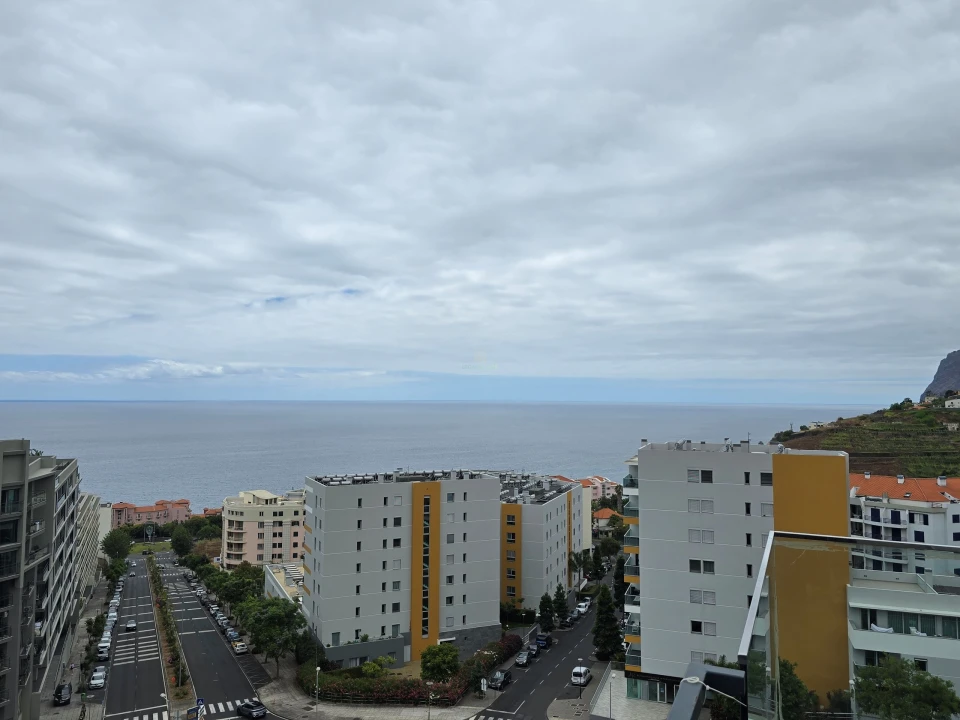 Apartamento T3 para Venda em São Martinho Foto 2