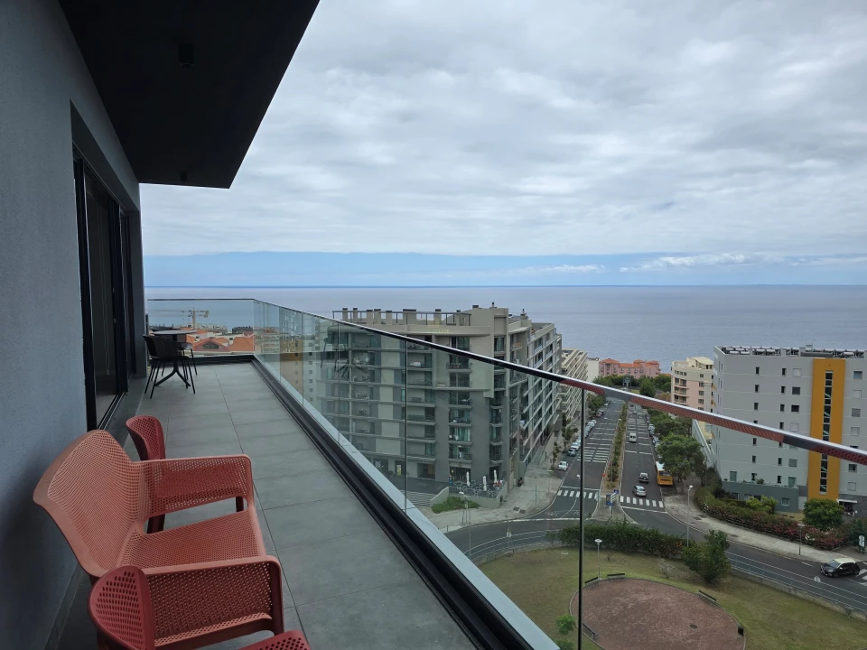 Apartamento T3 para Venda em São Martinho Foto 3
