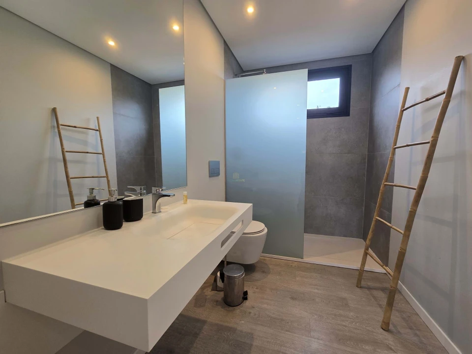 Apartamento T3 para Venda em São Martinho Foto 20