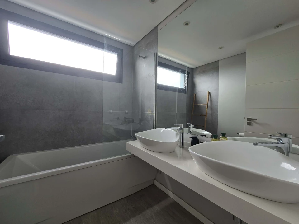 Apartamento T3 para Venda em São Martinho Foto 19