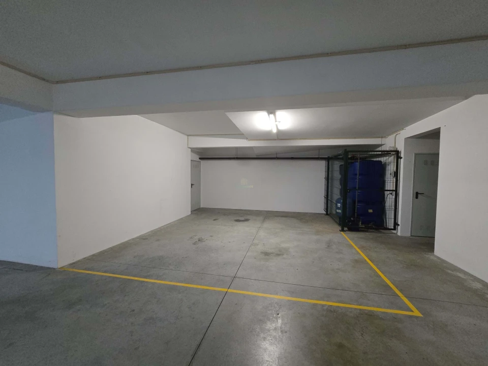 Apartamento T3 para Venda em São Martinho Foto 22