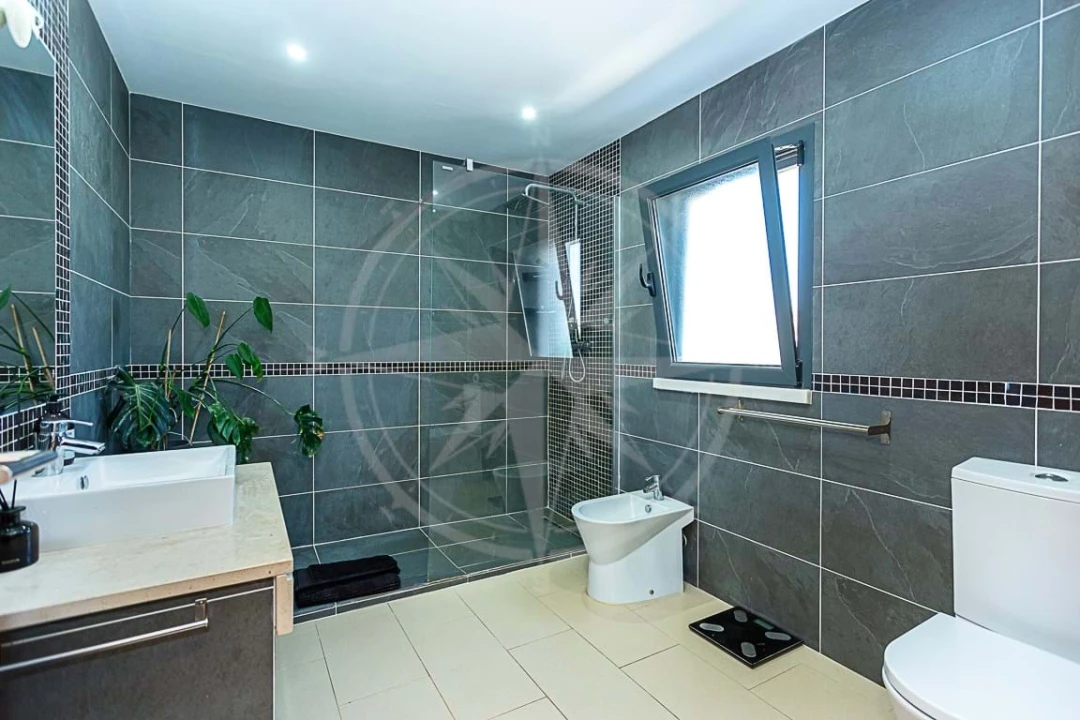 Moradia T3 para Venda em Tavira (Santa Maria e Santiago) Foto 16