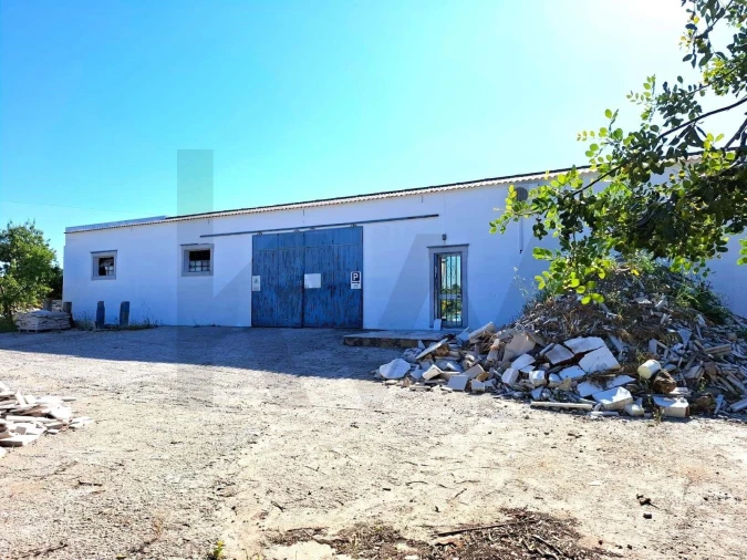 Armazém para Venda em Olhão Foto 3