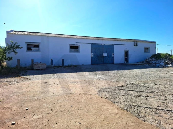 Armazém para Venda em Olhão Foto 2