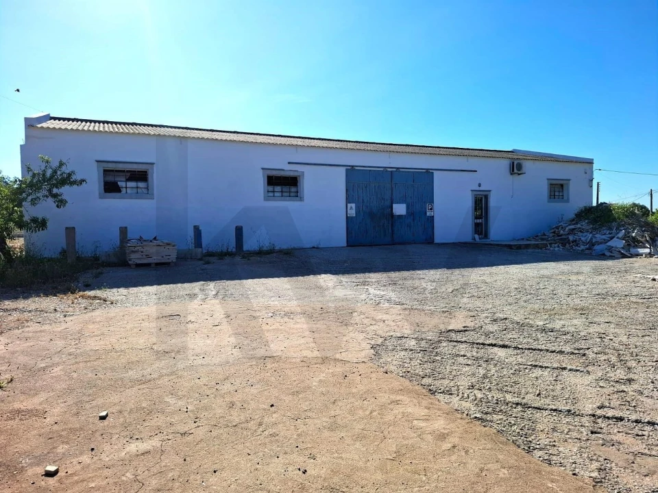 Armazém para Venda em Olhão Foto 2