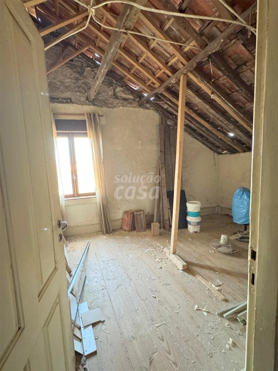 Prédio para Venda em Santa Marinha e São Pedro da Afurada Foto 20