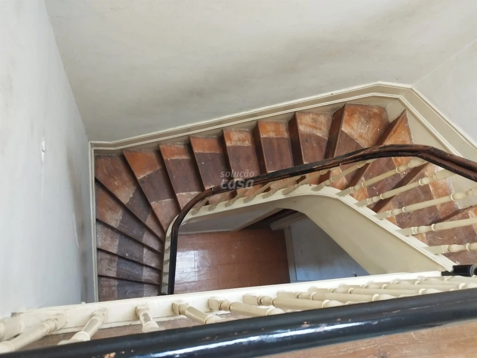 Prédio para Venda em Santa Marinha e São Pedro da Afurada Foto 22