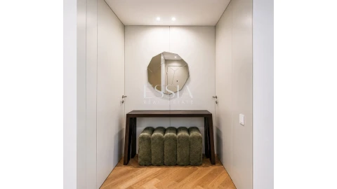 Apartamento T3 para Venda em Cedofeita, Santo Ildefonso, Sé, Miragaia, São Nicolau e Vitória