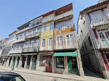 Apartamento T1 para Arrendamento em Oliveira, São Paio e São Sebastião