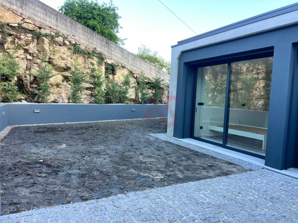 Moradia T3 para Venda em Leitões, Oleiros e Figueiredo Foto 9