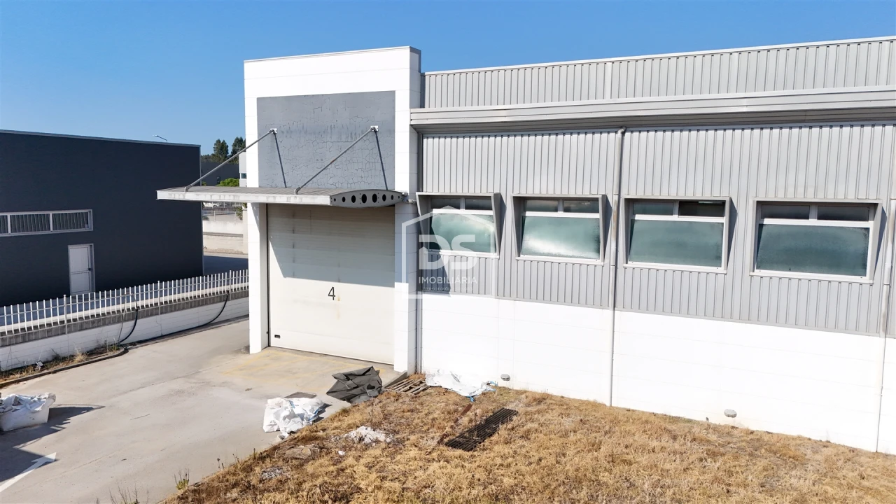 Negócio para Venda em Porto de Mós - São João Baptista e São Pedro Foto 9