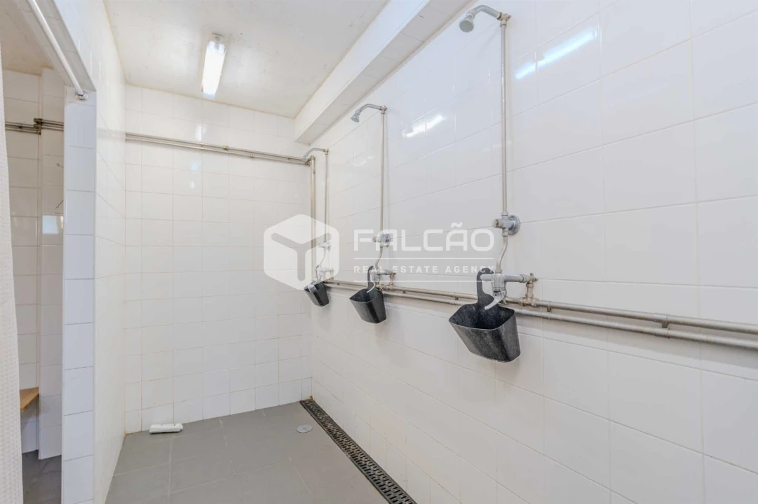 Armazém para Venda em Romeira e Várzea Foto 33