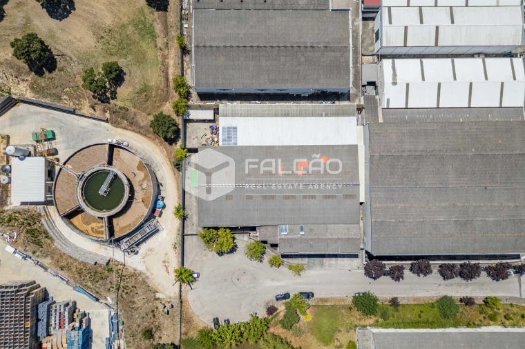 Armazém para Venda em Romeira e Várzea Foto 4