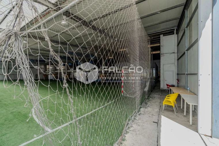 Armazém para Venda em Romeira e Várzea Foto 38