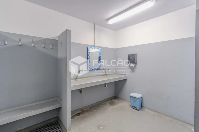 Armazém para Venda em Romeira e Várzea Foto 20