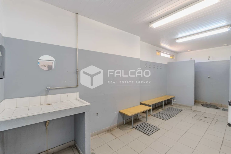 Armazém para Venda em Romeira e Várzea Foto 22