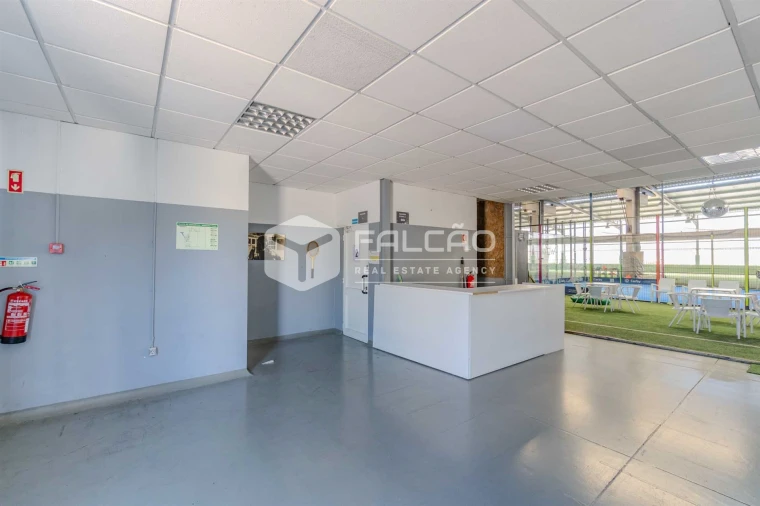 Armazém para Venda em Romeira e Várzea Foto 15