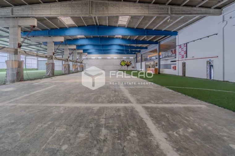 Armazém para Venda em Romeira e Várzea Foto 41