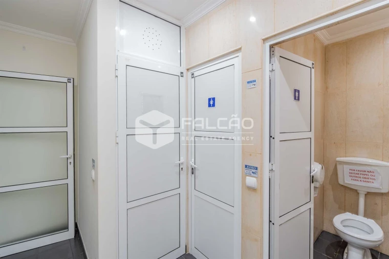 Armazém para Venda em Romeira e Várzea Foto 40