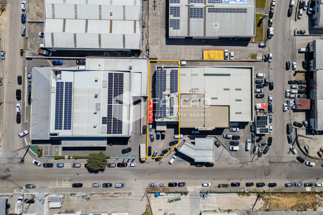 Armazém para Venda em Romeira e Várzea Foto 1