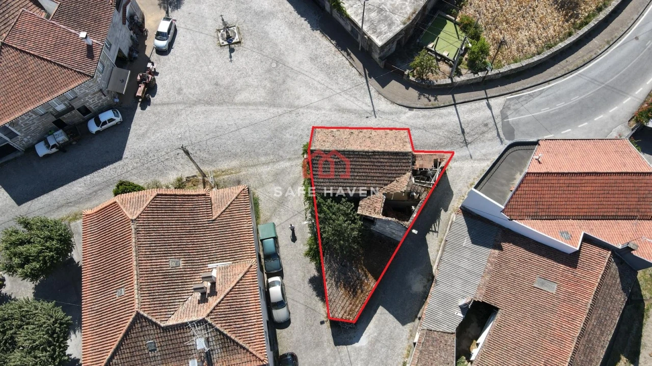 Moradia T3 para Venda em Cunha Baixa Foto 3