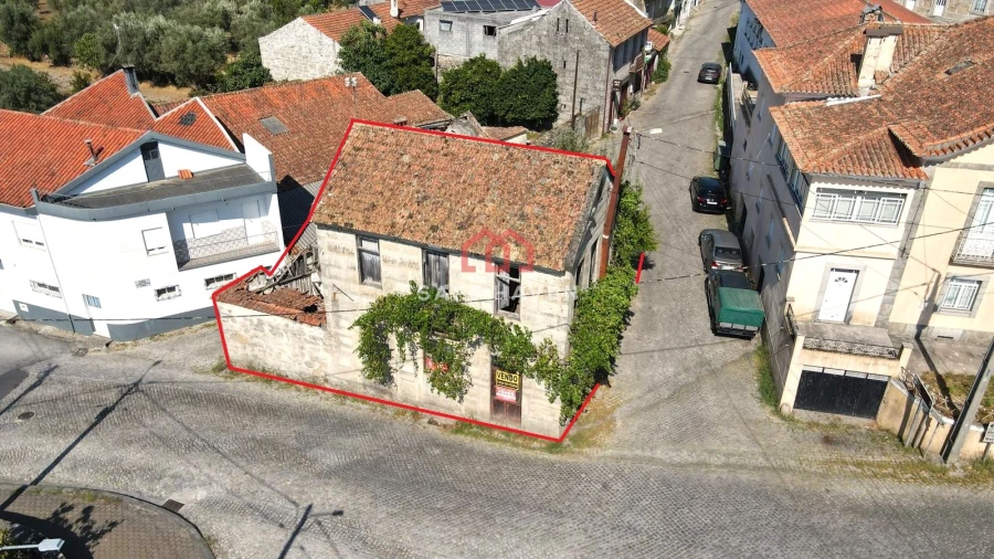 Moradia T3 para Venda em Cunha Baixa