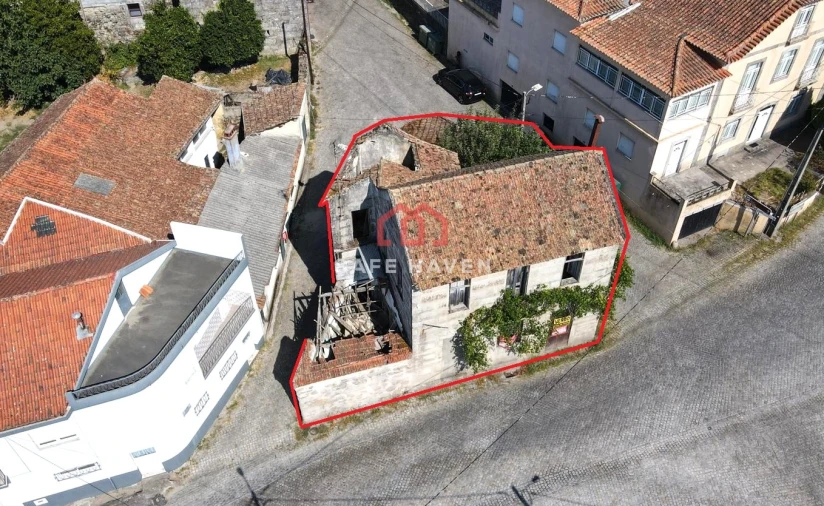 Moradia T3 para Venda em Cunha Baixa Foto 2